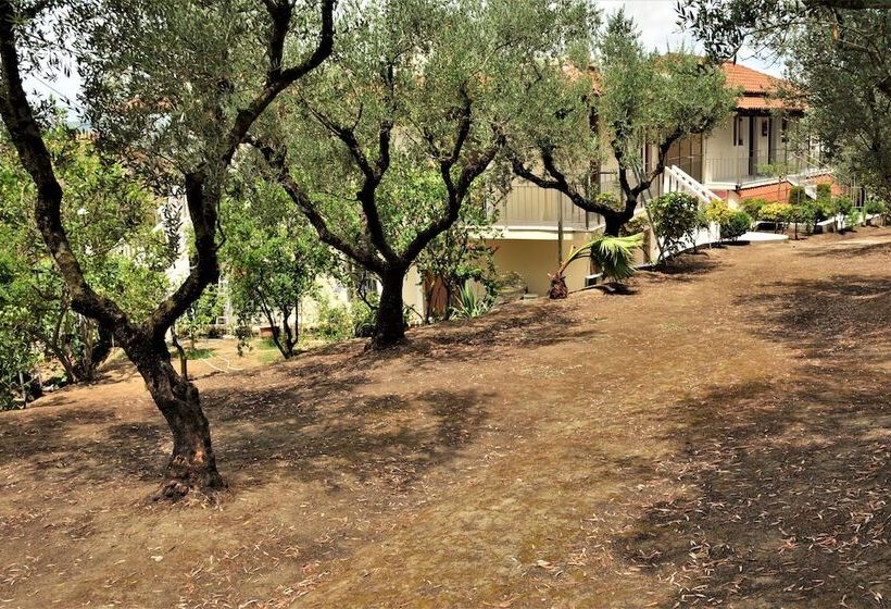 پانسیون Petros Giatras   Rooms