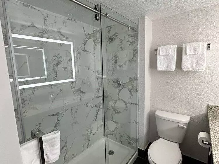 ホテル Holiday Inn Express & Suites Eden Prairie   Minneapolis, An Ihg