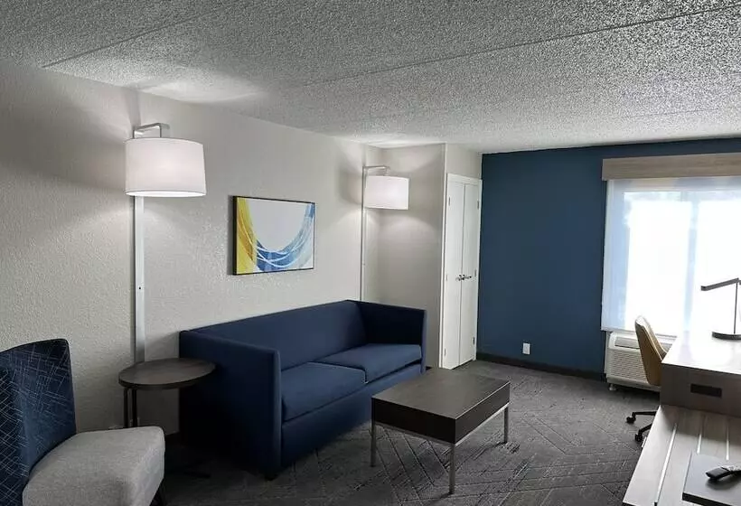 ホテル Holiday Inn Express & Suites Eden Prairie   Minneapolis, An Ihg