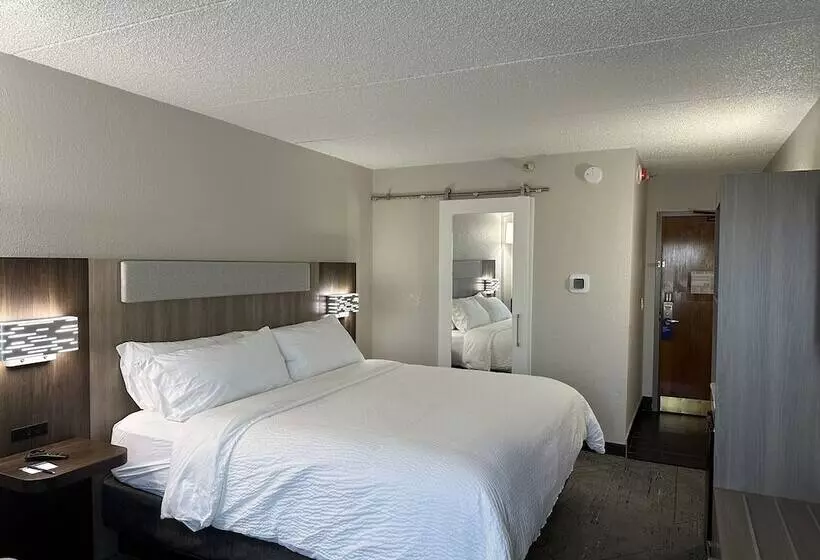 ホテル Holiday Inn Express & Suites Eden Prairie   Minneapolis, An Ihg