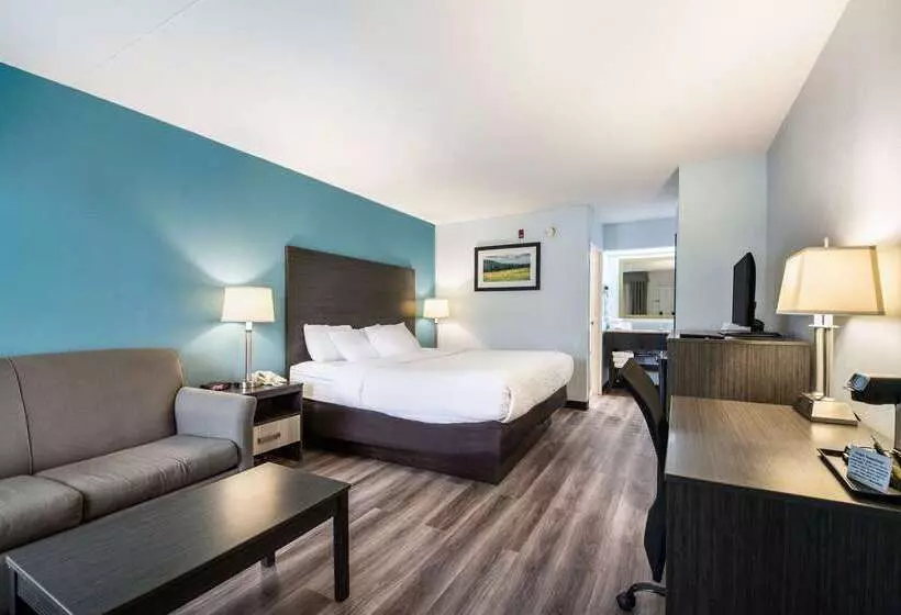 Hotel Clarion Inn Cleveland Near University