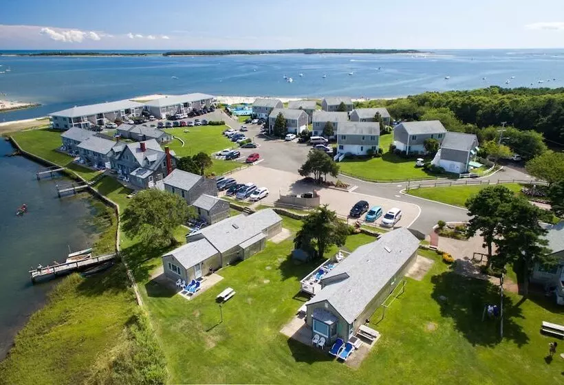 酒店 Green Harbor Resort