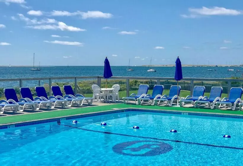 酒店 Green Harbor Resort