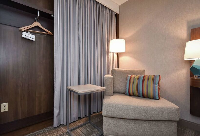 בית מלון כפרי Hampton Inn Brevard