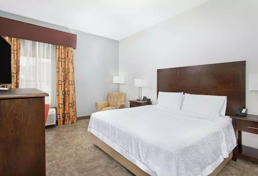 בית מלון כפרי Hampton Inn Cullman
