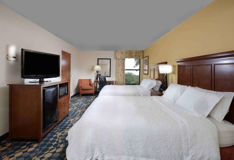 فندق Hampton Inn Fayetteville Fort Liberty