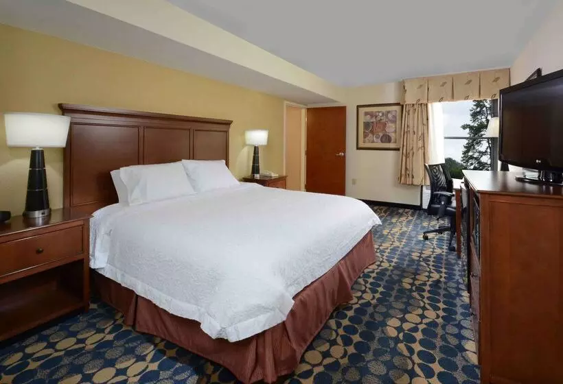 هتل Hampton Inn Fayetteville Fort Liberty