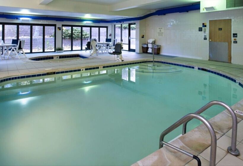 Отель Hampton Inn Glenwood Springs