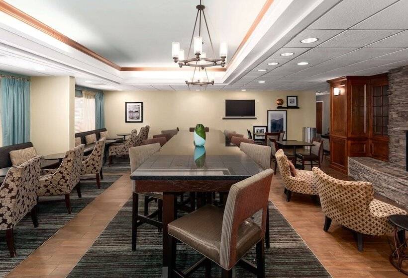 בית מלון כפרי Hampton Inn Kingsport