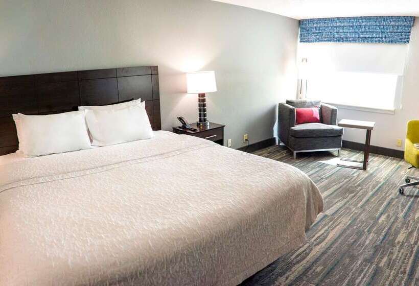 בית מלון כפרי Hampton Inn Kinston