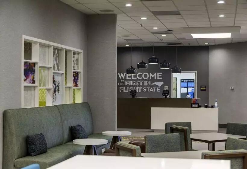 هتل Hampton Inn Kinston