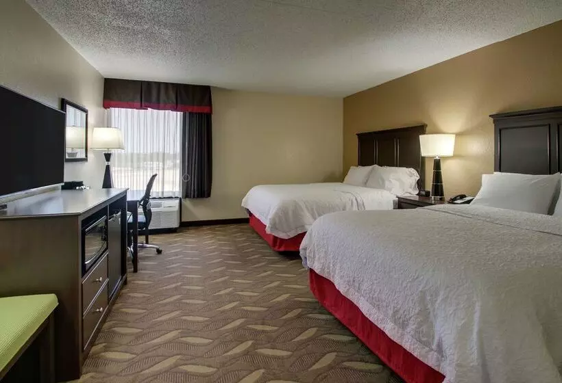 호텔 Hampton Inn Lebanon