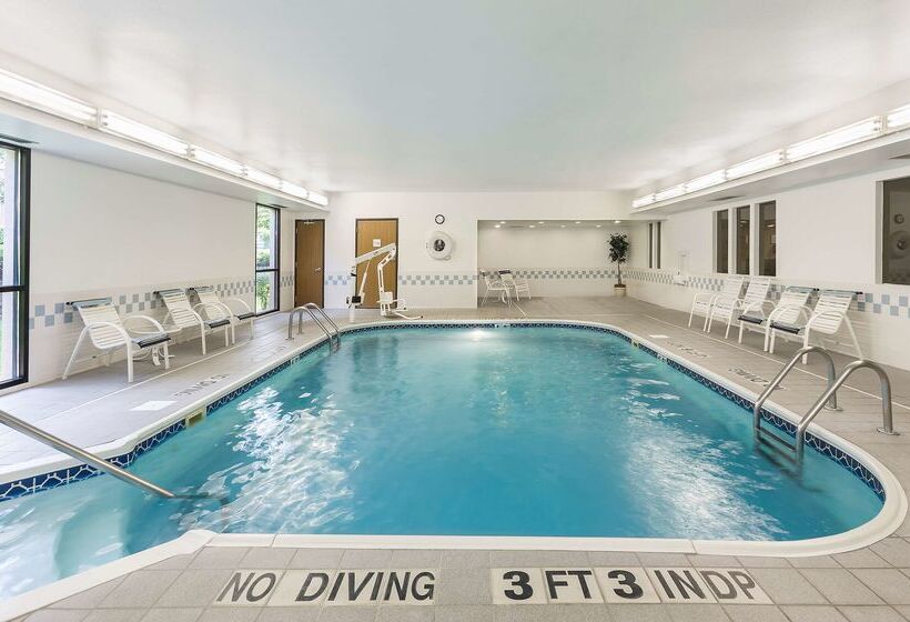 Отель Hampton Inn Mansfield/ontario