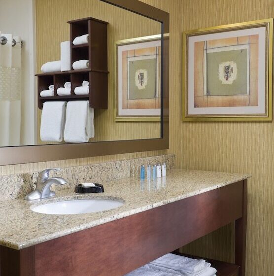 Отель Hampton Inn Mansfield/ontario