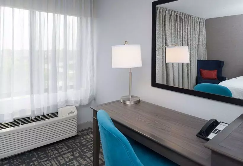 هتل Hampton Inn North Sioux City