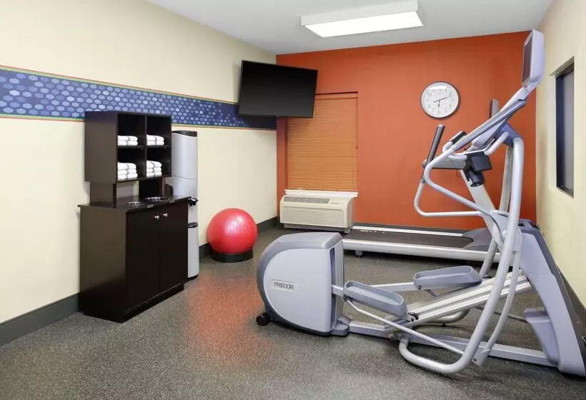 هتل Hampton Inn Portage