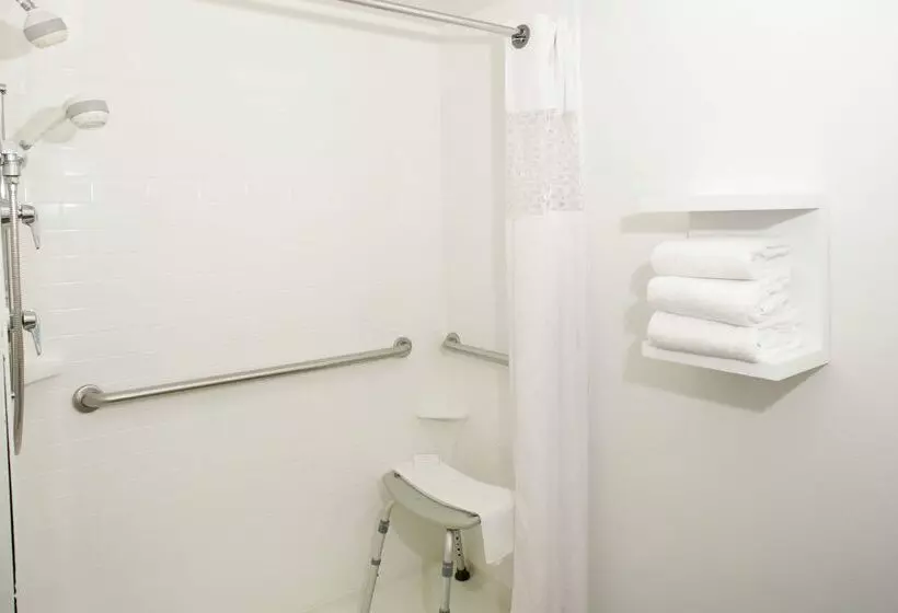 هتل Hampton Inn Portage