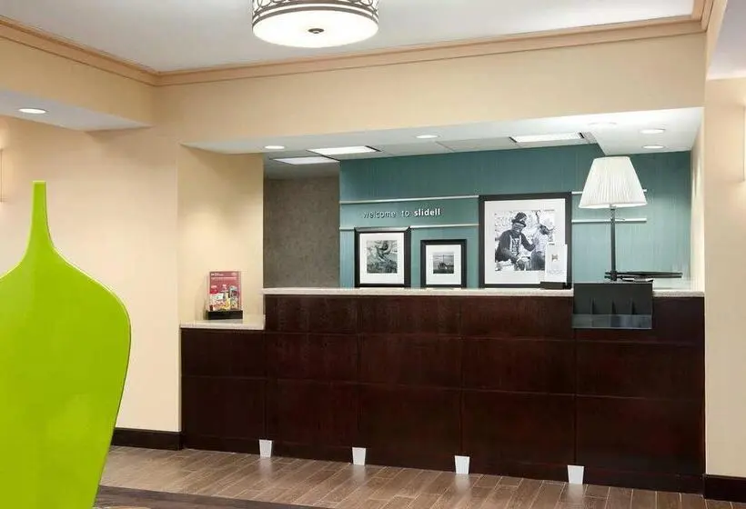 ホテル Hampton Inn Slidell