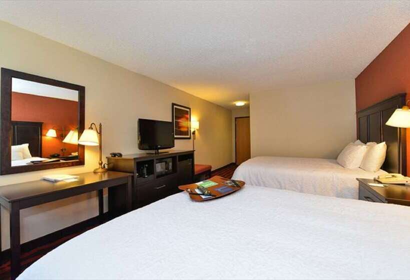 فندق Hampton Inn Sturgislagrange Area
