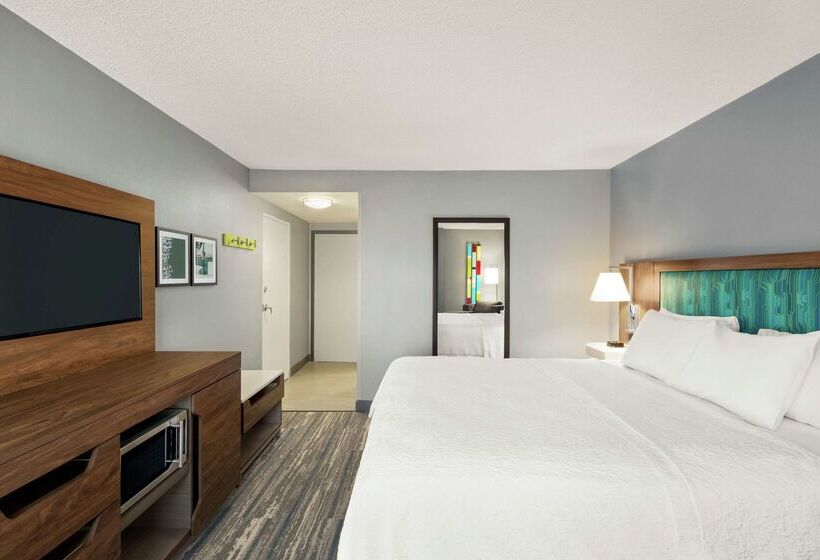 هتل Hampton Inn & Suites Ft. Lauderdale Arpt/south Cruise Port