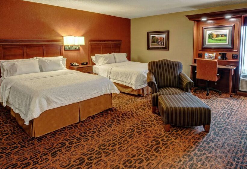 Отель Hampton Inn Winchester