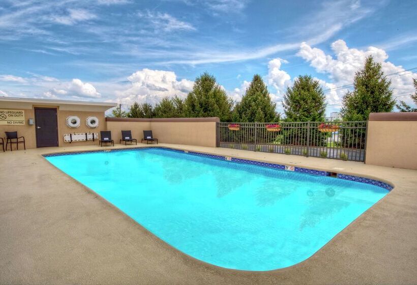 Отель Hampton Inn Winchester