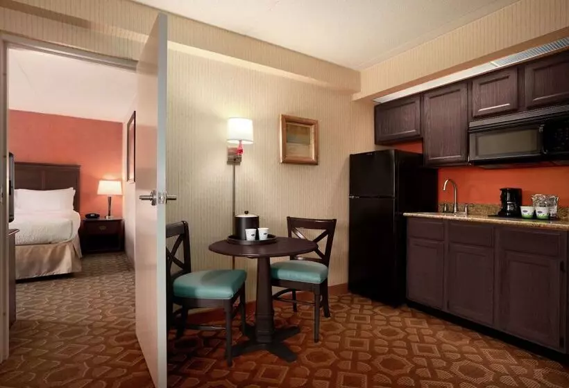 Отель Hampton Inn By Hilton York