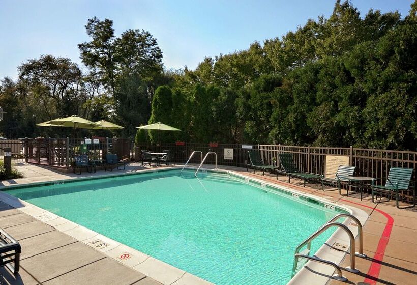 호텔 Hampton Inn By Hilton York