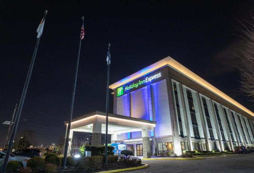هتل Holiday Inn Express Newark Airport Elizabeth, An Ihg