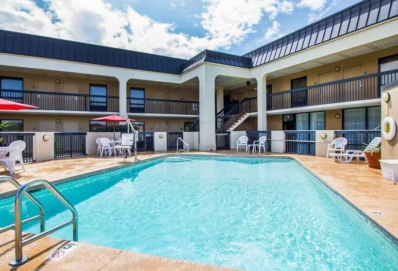 ホテル Quality Inn