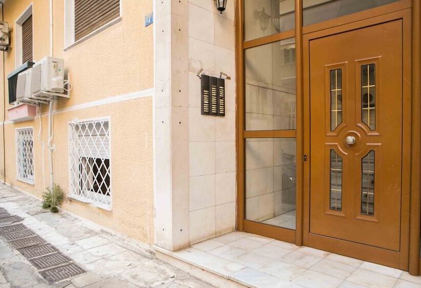 Best House, Kolchidos, Ampelokipoi Metro, Athens