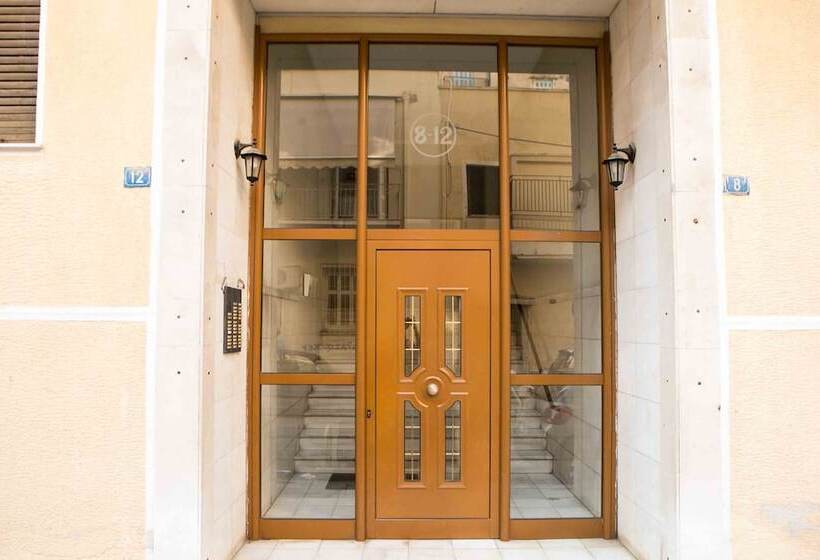 Best House, Kolchidos, Ampelokipoi Metro, Athens