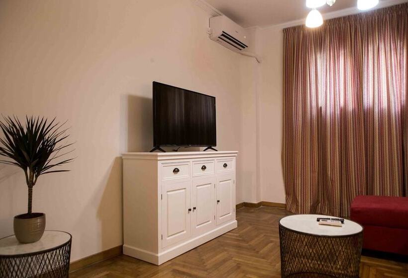 Best House, Kolchidos, Ampelokipoi Metro, Athens