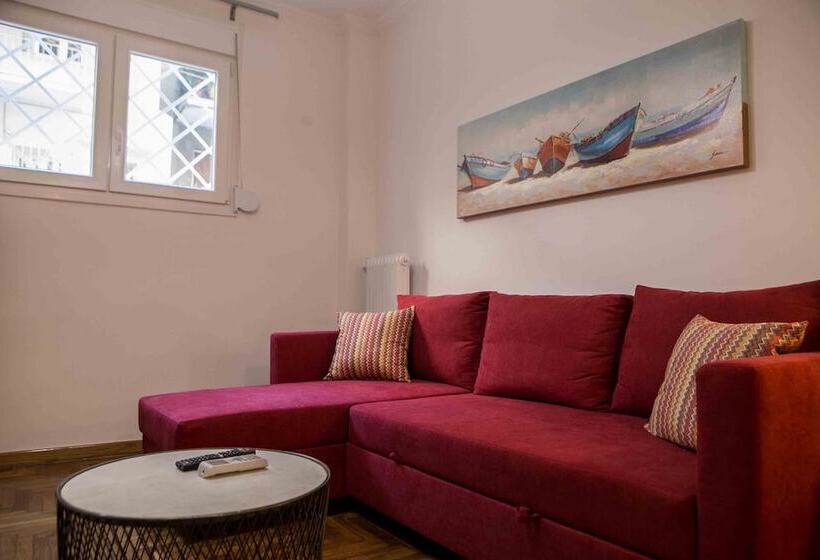 Best House, Kolchidos, Ampelokipoi Metro, Athens