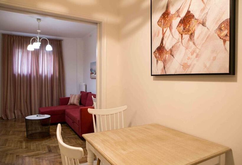 Best House, Kolchidos, Ampelokipoi Metro, Athens