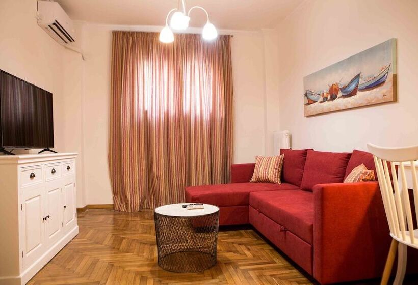 Best House, Kolchidos, Ampelokipoi Metro, Athens