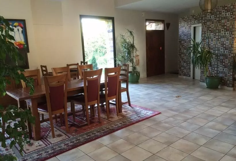 Le Logis De Ponthus