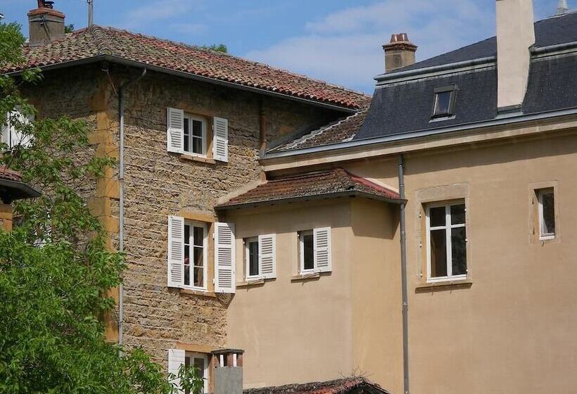 تختخواب و صبحانه Le Clos Des Fayettes