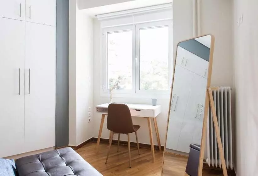 Charming & Comfy 2bd Apartment In Acropolis Area By Upstreet