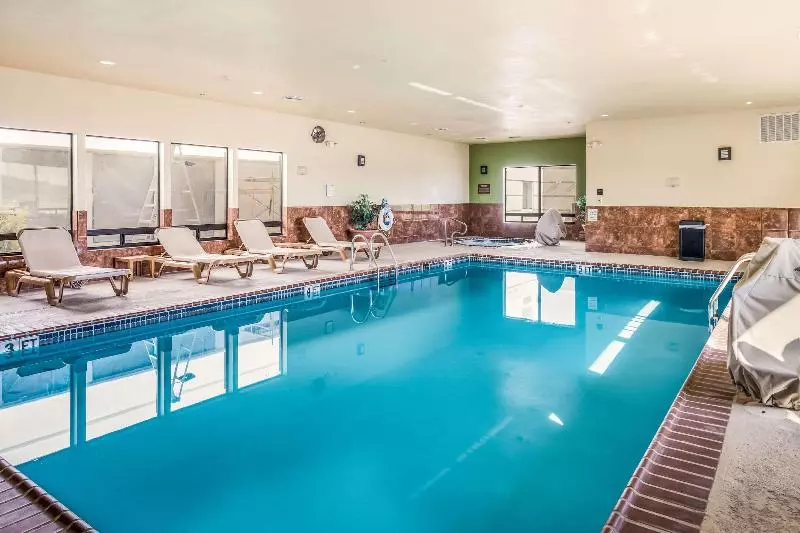 Hotelli Mainstay Suites