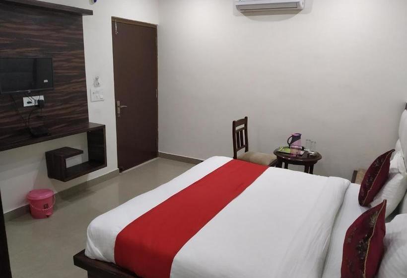 هتل Rhythm Residency