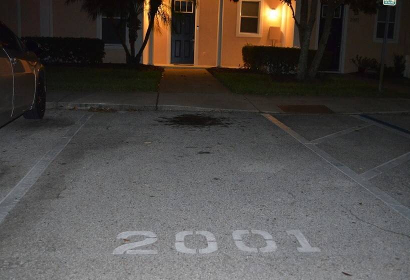 Peaceful Townhouse In Kissimmee Florida