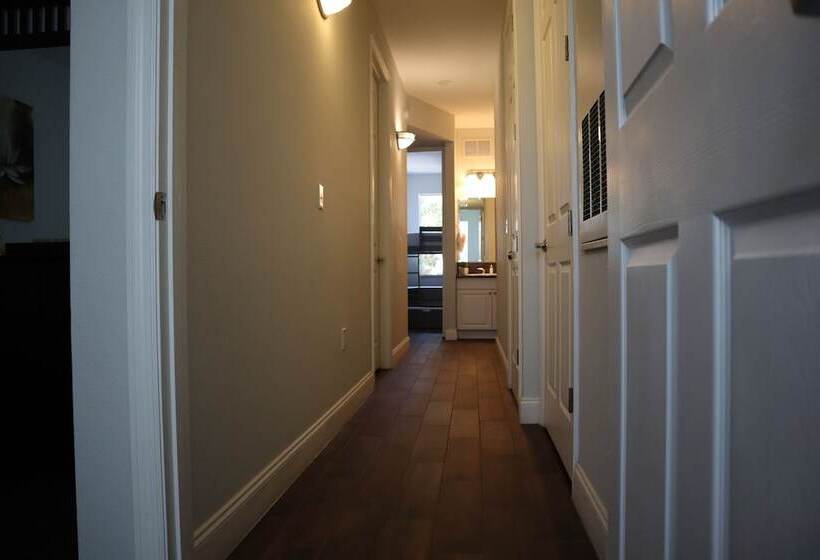 Peaceful Townhouse In Kissimmee Florida