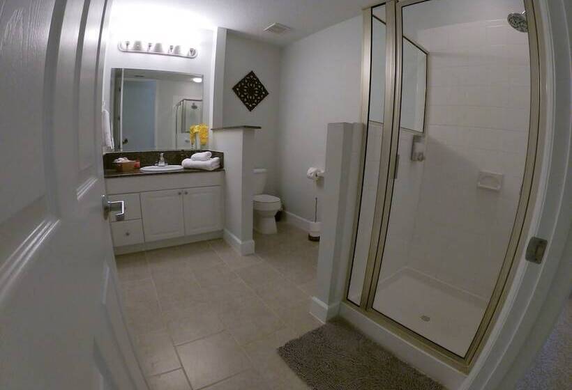 Peaceful Townhouse In Kissimmee Florida