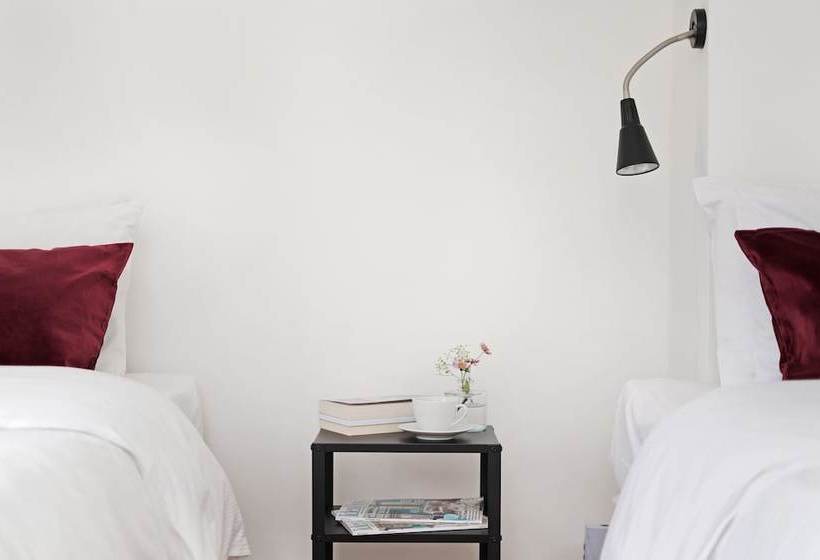 펜션 Dagenham Gardens