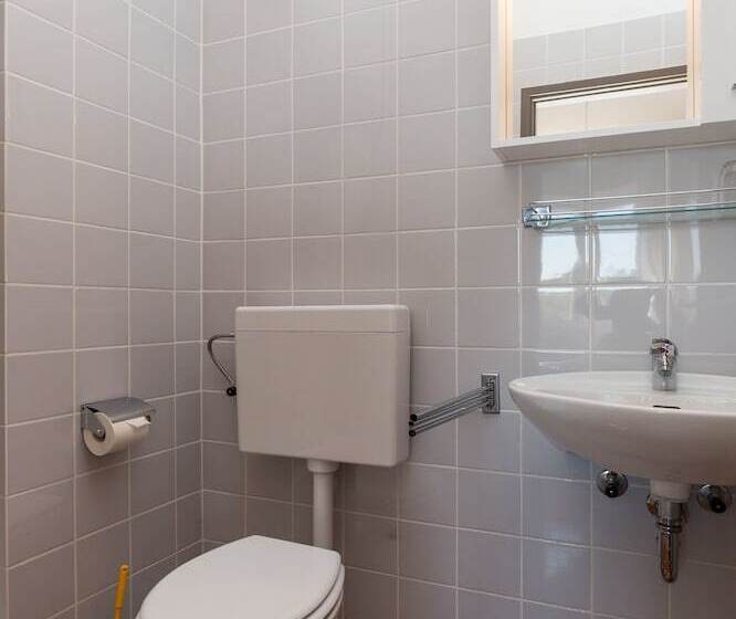 פנסיון Rooms Villa Basica