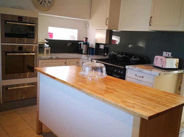 إقامة Charming 5bed House In Boston Lincolnshire