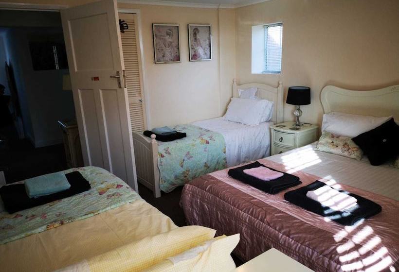 إقامة Charming 5bed House In Boston Lincolnshire