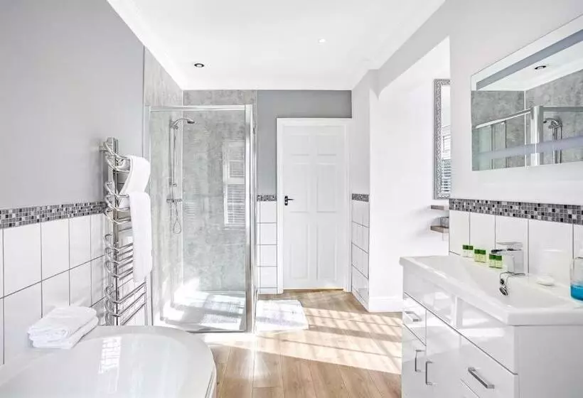 The Coast House B&b And Spa