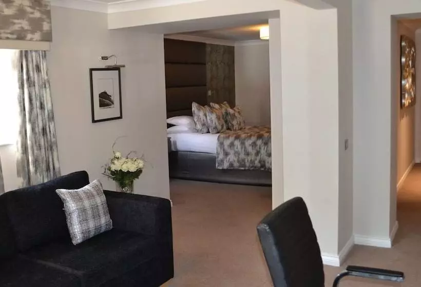 The Diamond Inn